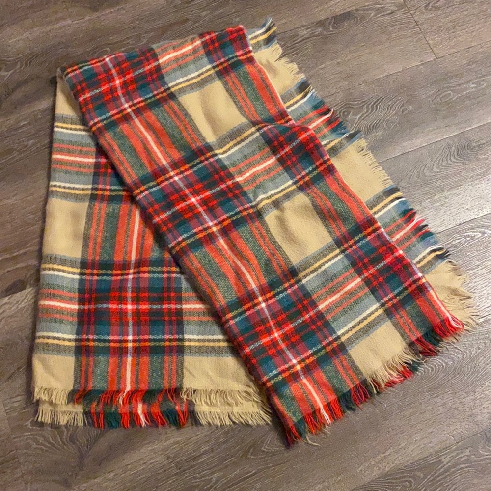 Beautiful large scarf
